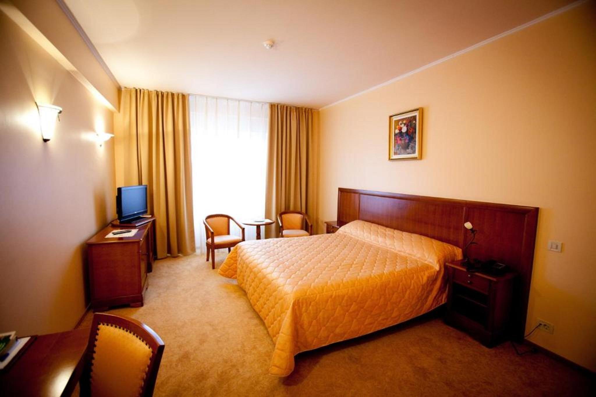 Hotel Maxim ออราแด ภายนอก รูปภาพ